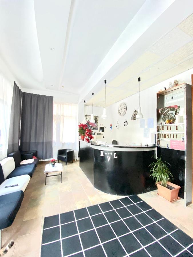 Hotel Villa Lorena Rimini Buitenkant foto