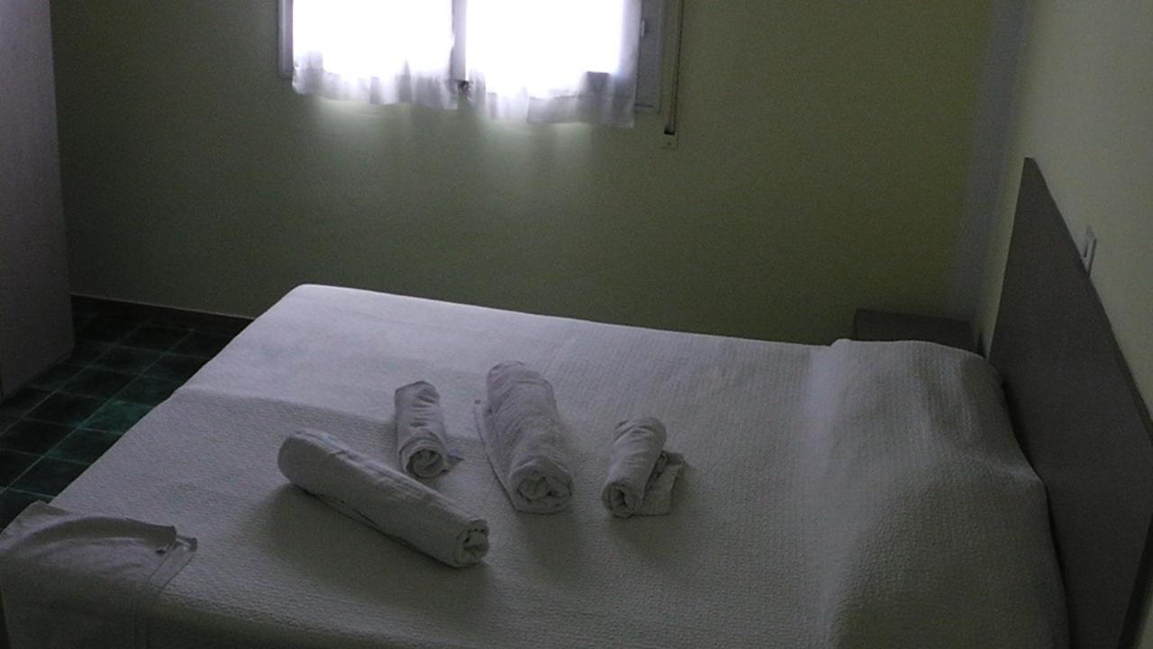 Hotel Villa Lorena Rimini Kamer foto