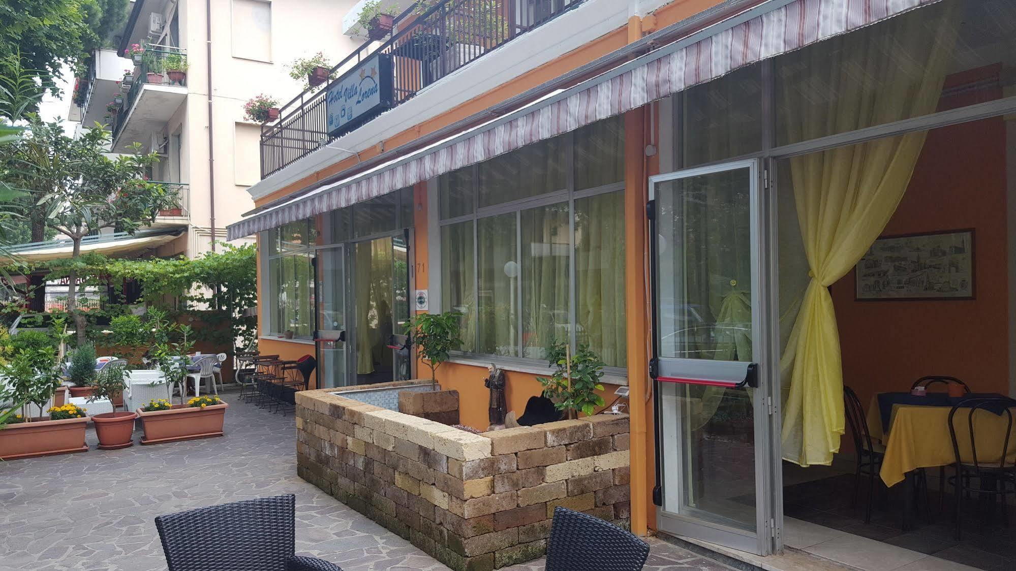 Hotel Villa Lorena Rimini Buitenkant foto